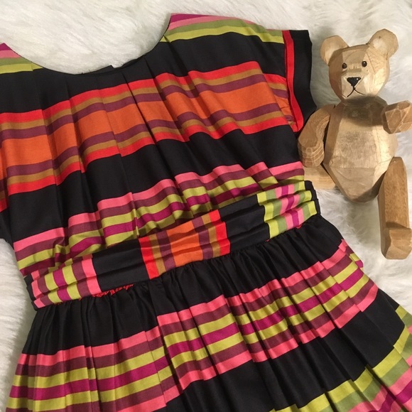 [Tea Collection] Elegant Striped Dress - Picture 2 of 4